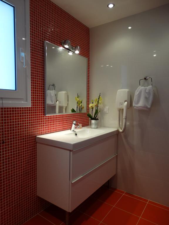 Dassia Beach Pension Room photo