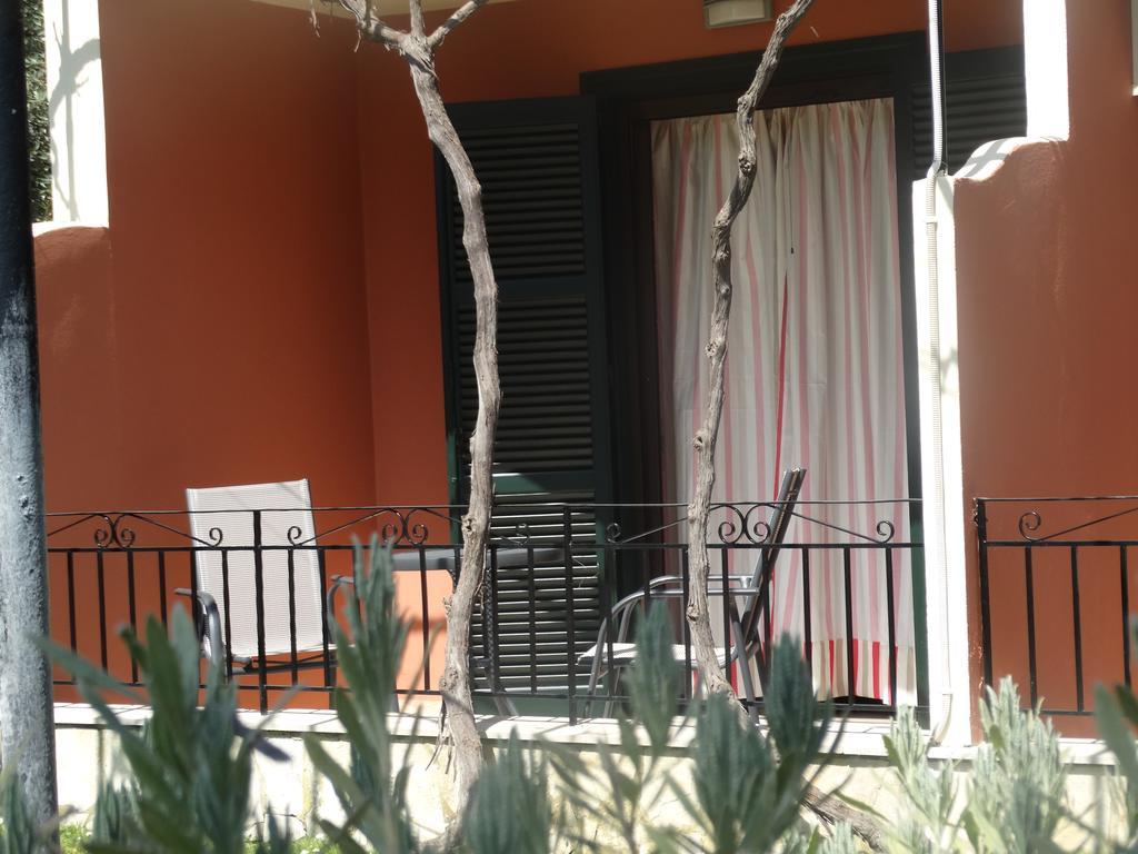 Dassia Beach Pension Exterior photo